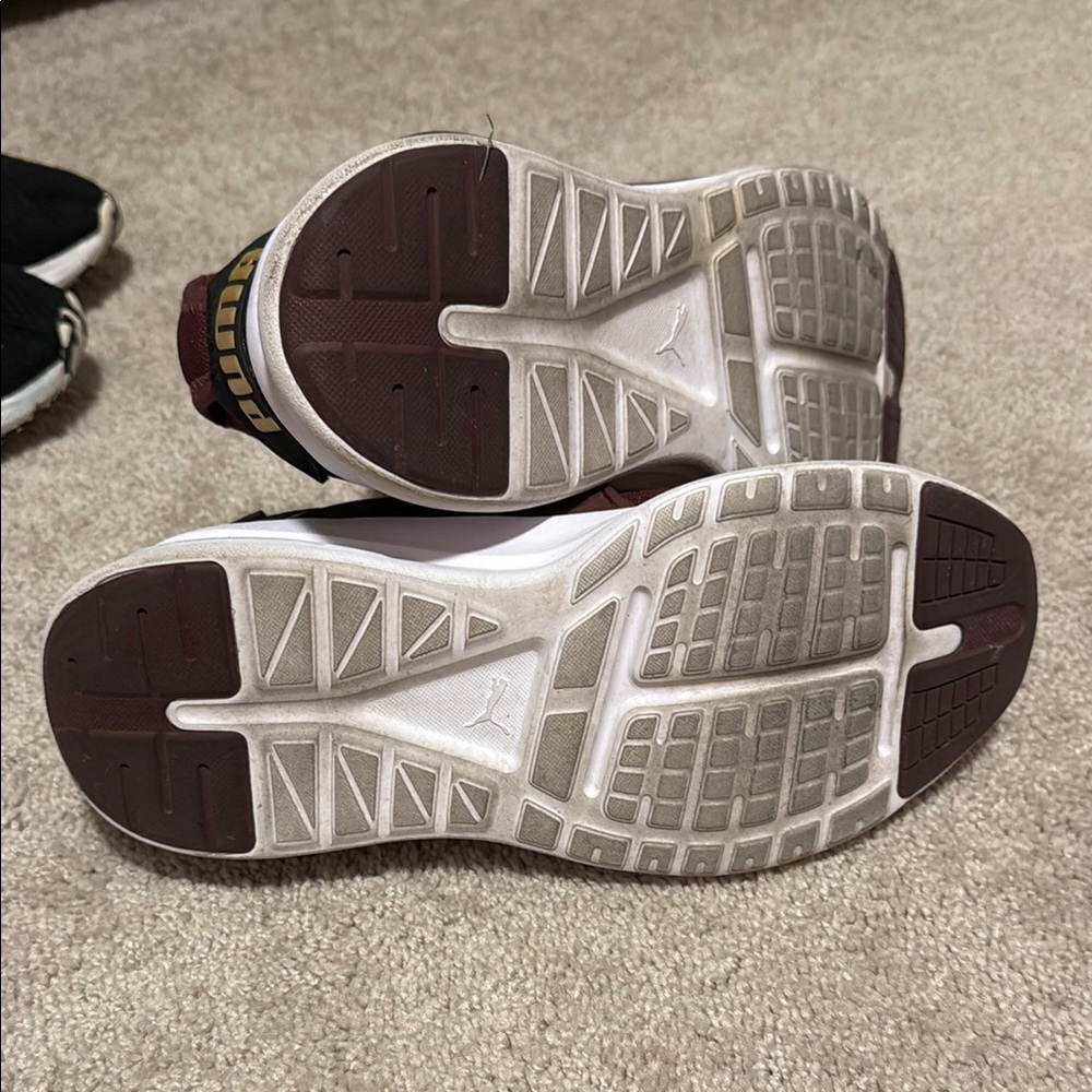 Puma “Soft Foam” Athletic Sneakers - Picture 4 of 4